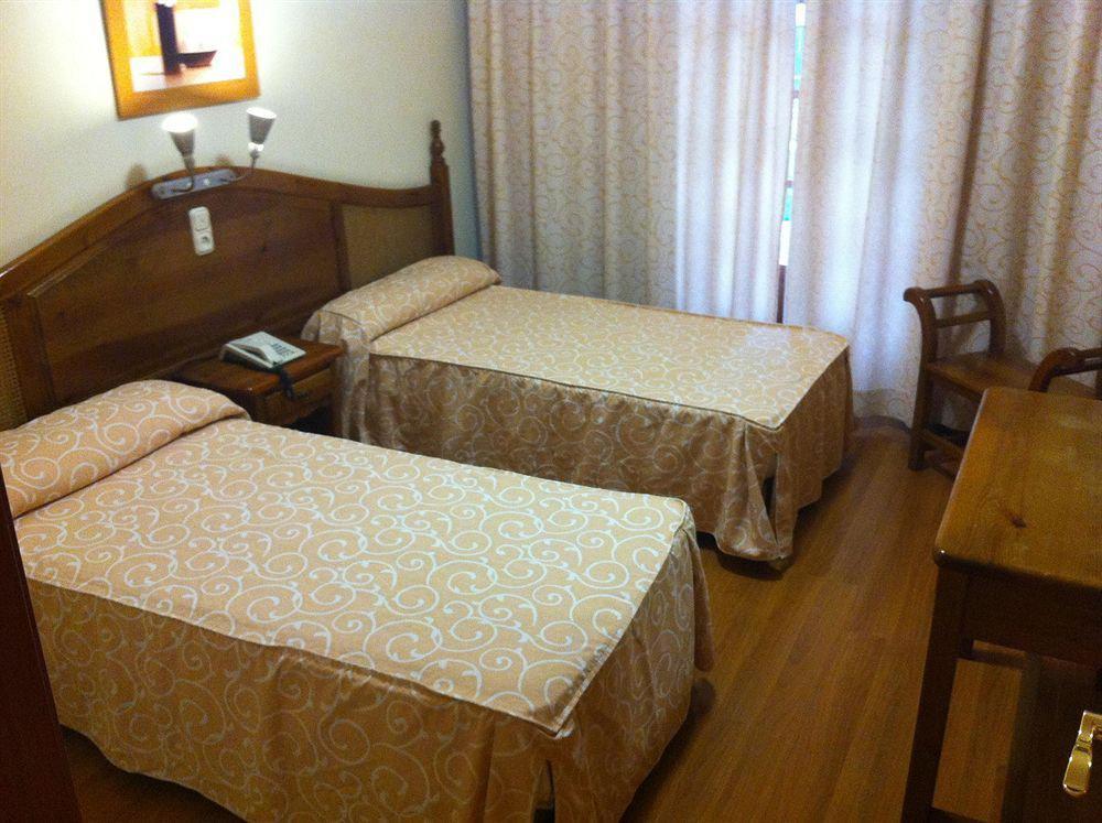 Hotel La Curva Albolote Ngoại thất bức ảnh
