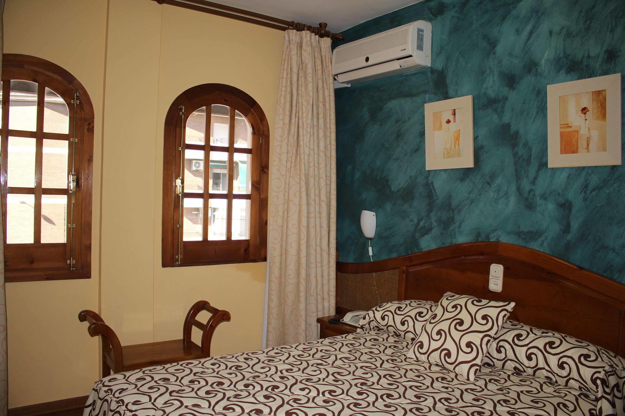 Hotel La Curva Albolote Ngoại thất bức ảnh